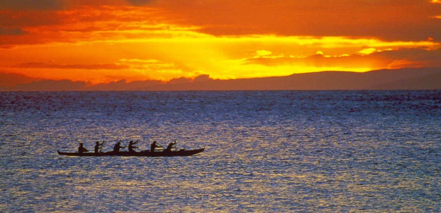 Napili Canoe  : Hawai'i : JOHN MURK PHOTOGRAPHY