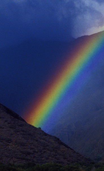 Olowalu Rainbow : Hawai'i : JOHN MURK PHOTOGRAPHY