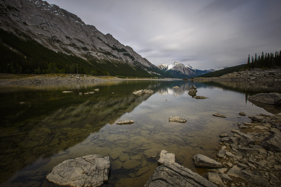 Medicine Lake : Canadian Rockies : JOHN MURK PHOTOGRAPHY