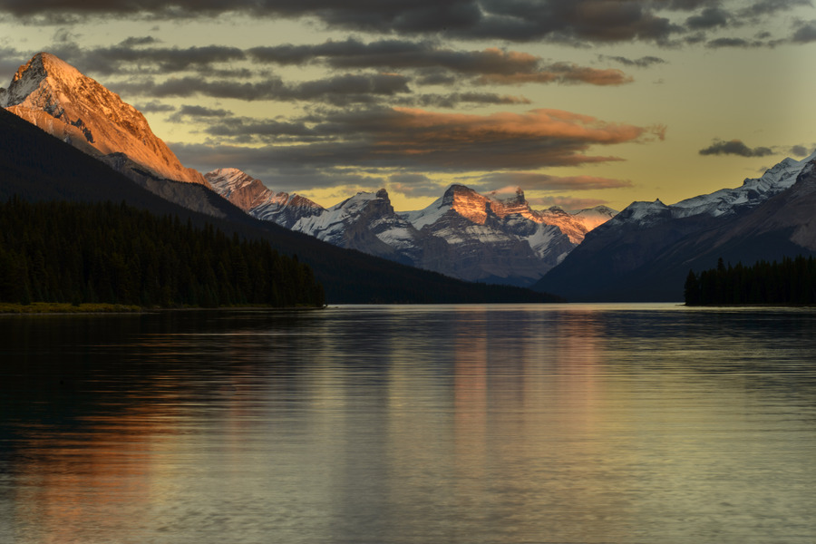 Lake Maligne : Canadian Rockies : JOHN MURK PHOTOGRAPHY